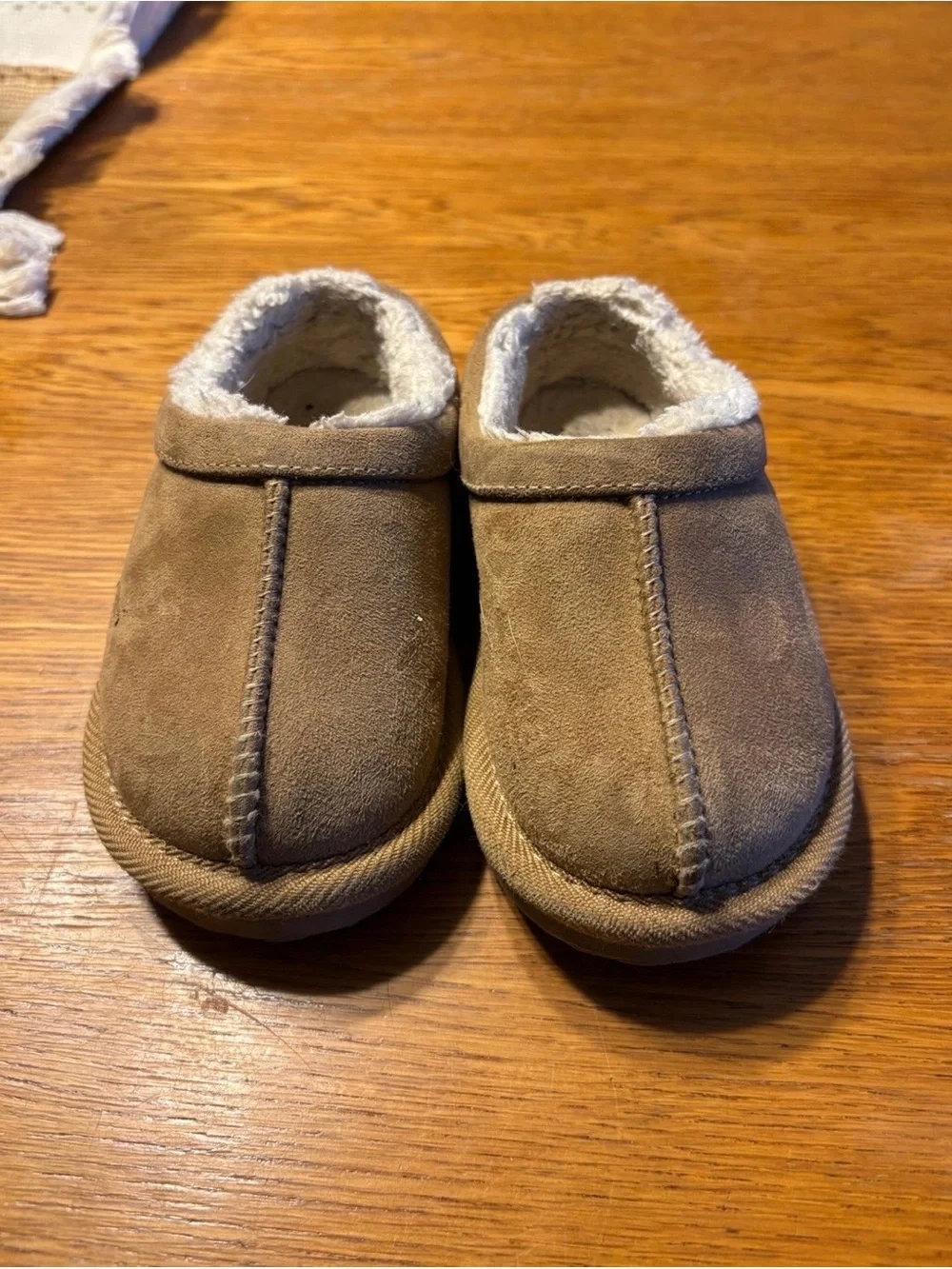 Kids Cozy Suede-Look Slipper in Brown